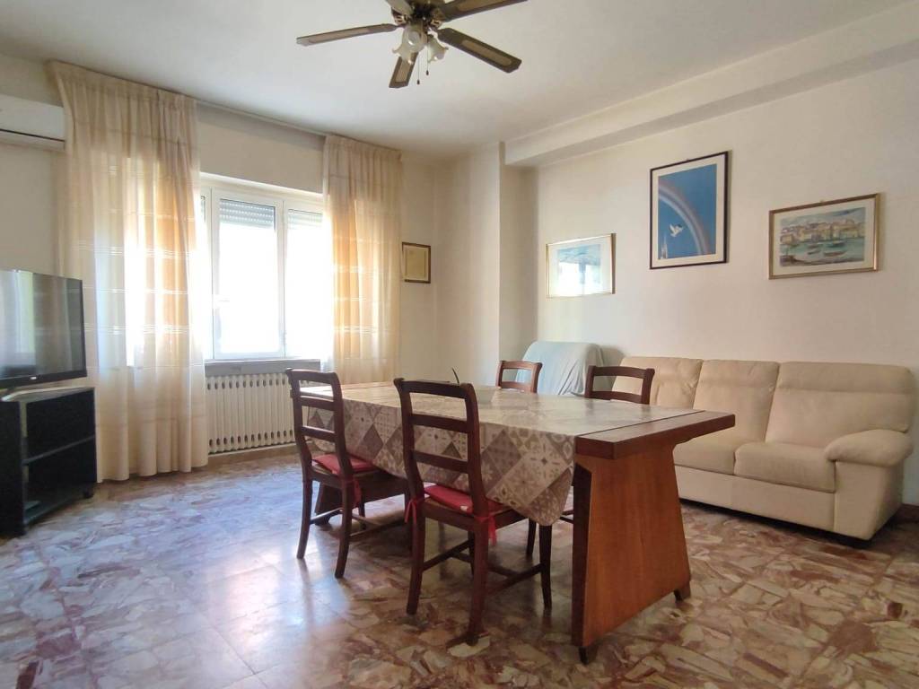 Appartamento a Ancona in Lungomare Palombina - Foto 2