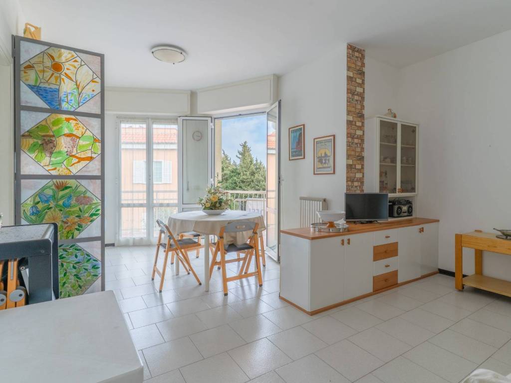 Appartamento a Albenga in Via Donatello, 15 - Foto 5