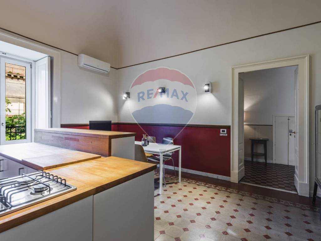 Appartamento a Catania in Piazza San Francesco D'assisi, 11 - Foto 4