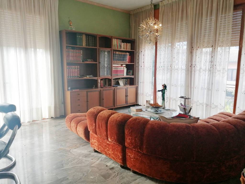 Villa a Lendinara in Via Giovanni XXIII, 12 - Foto 2