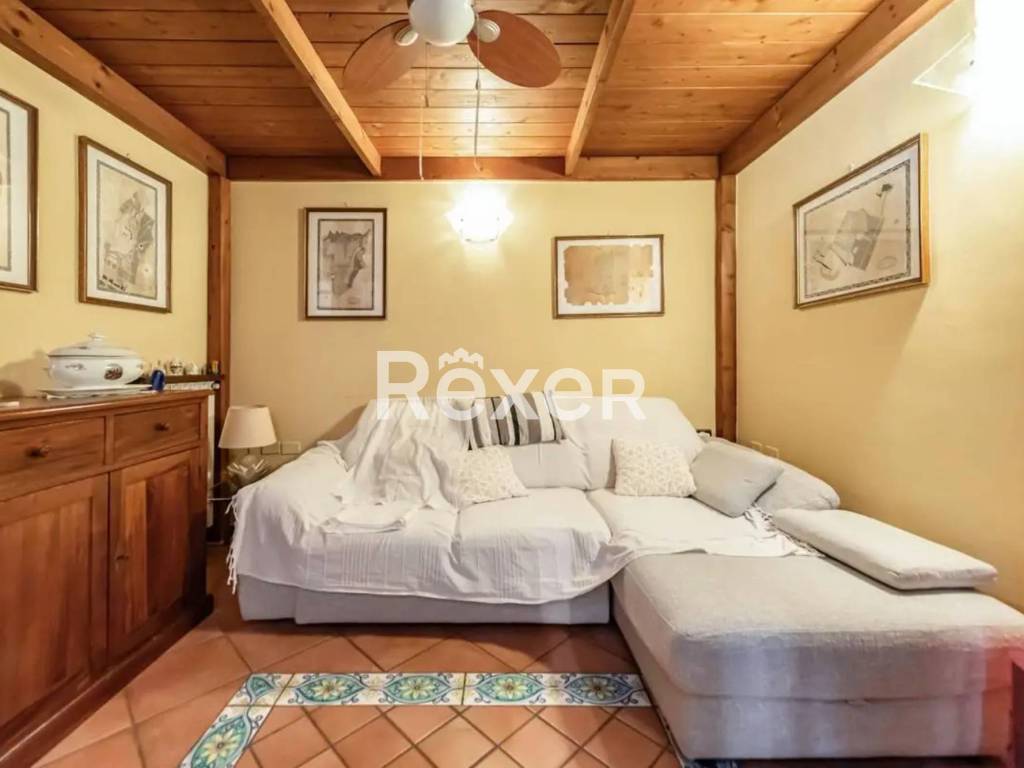 Casa indipendente a Boscoreale in Via Giovanni della Rocca - Foto 2
