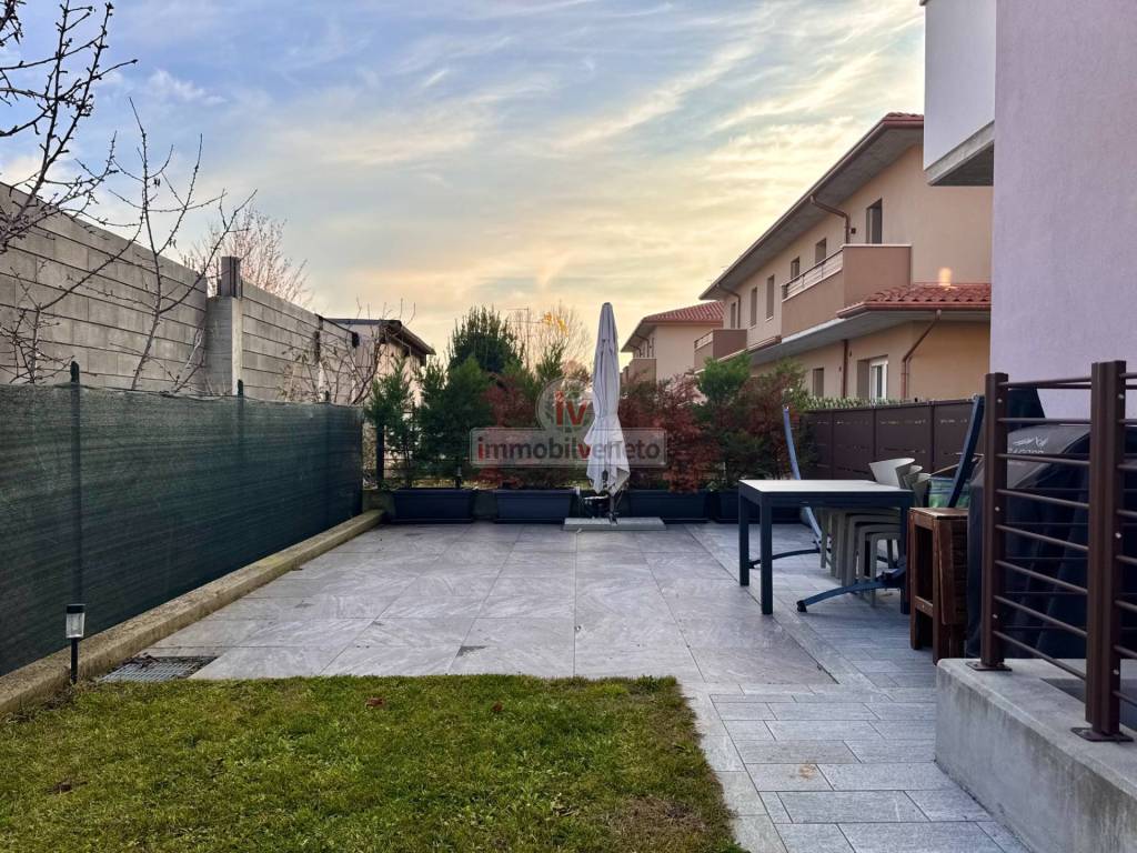 Appartamento a Lonigo in VIA MILANO - Foto 3