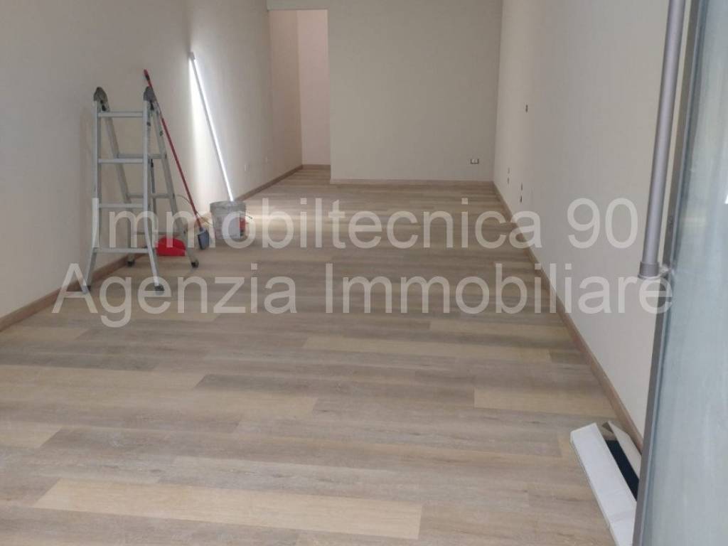 Immobile a Arezzo in piazza risorgimento - Foto 4