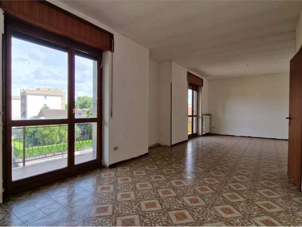 Appartamento a Borgomanero - Foto 2