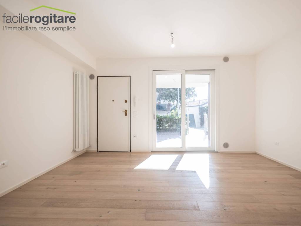 Appartamento a Riccione in Viale Alessandro Manzoni , 34 - Foto 2