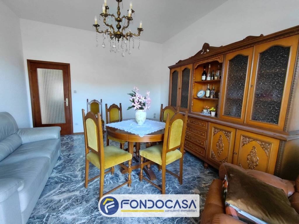 Appartamento a Folignano in Viale Assisi - Foto 2