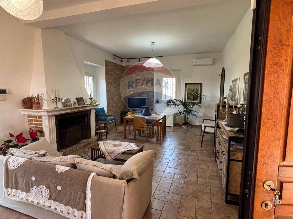 Casa indipendente a Minturno - Foto 3