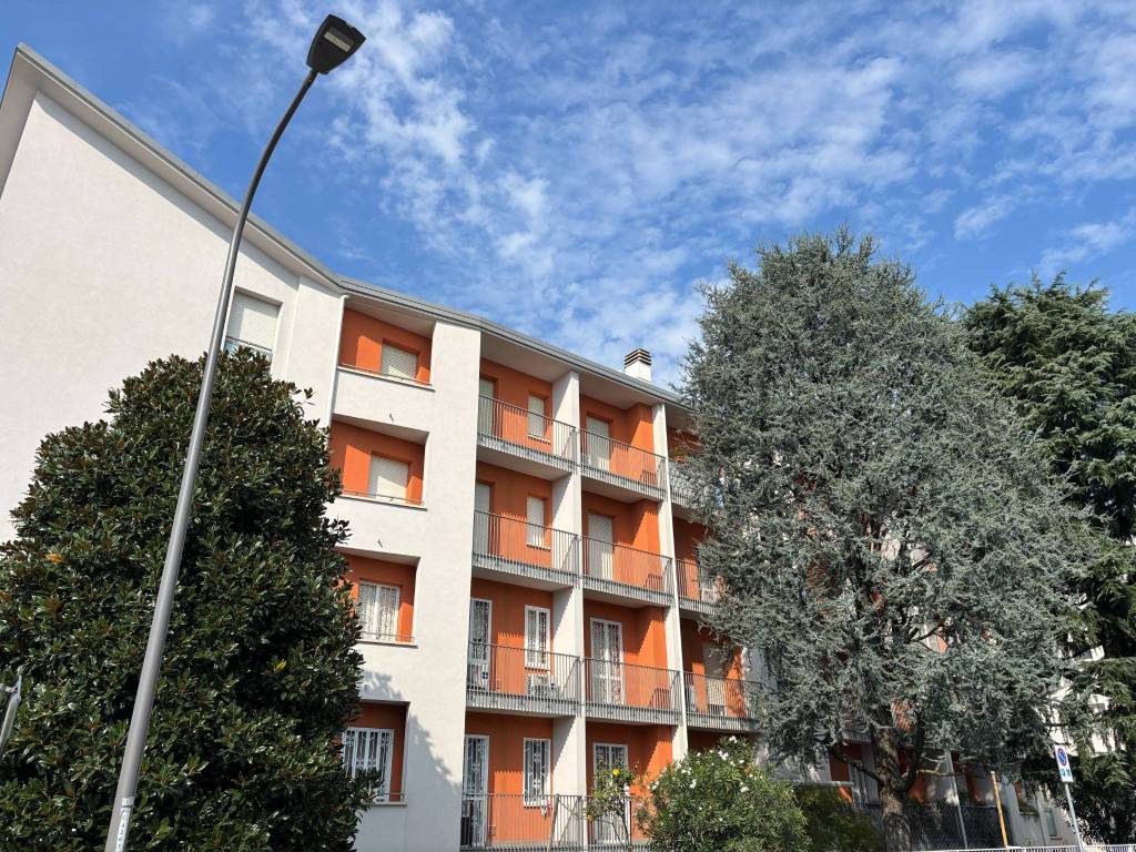 Appartamento a Cernusco sul naviglio in Via Adua, 16 - Foto 2