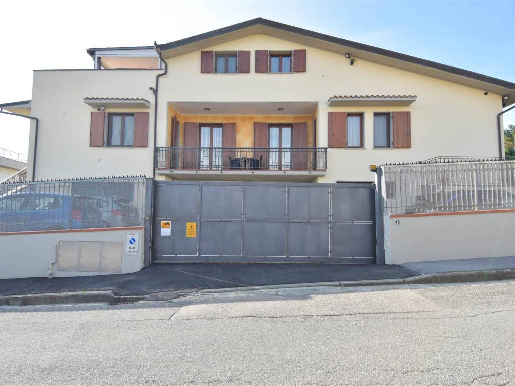 Villa a Montemurlo in Via Ivo Badioli - Foto 3