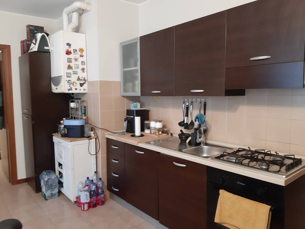 Appartamento a Tradate in Via Zini - Foto 4