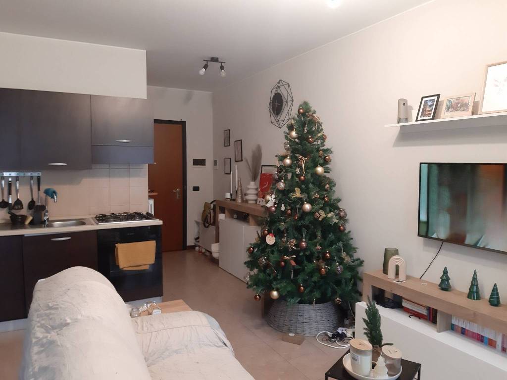 Appartamento a Tradate in Via Zini - Foto 5