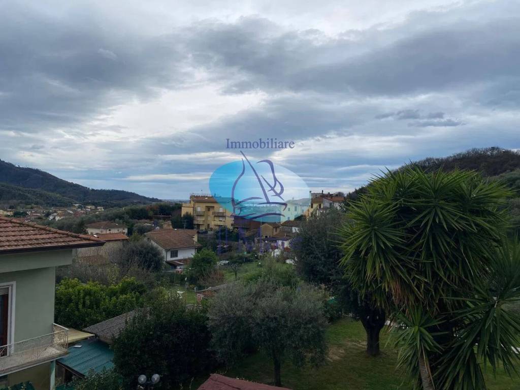 Appartamento a Massarosa in Via Della Quercia - Foto 2