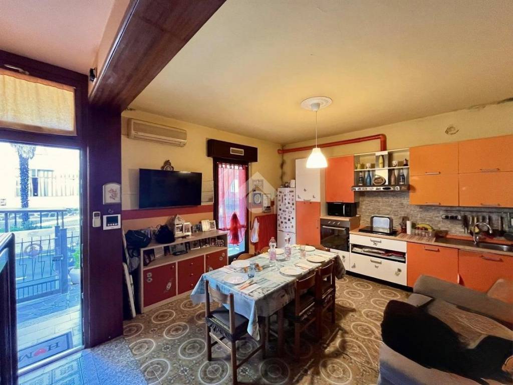 Villa a Adro in Via fratelli calabria, 3 - Foto 3