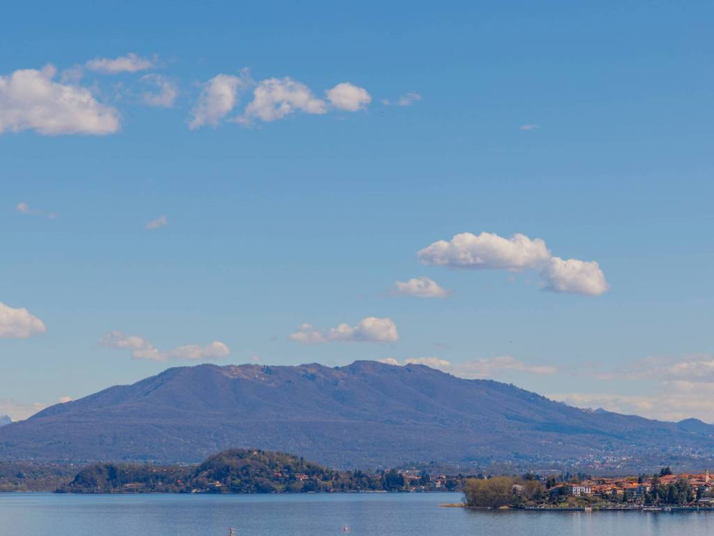 Appartamento a Meina in VIA SAINI, 1 - Foto 2