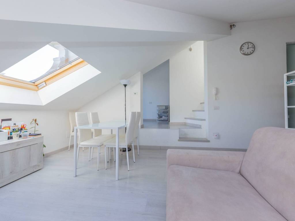 Appartamento a Meina in VIA SAINI, 1 - Foto 3