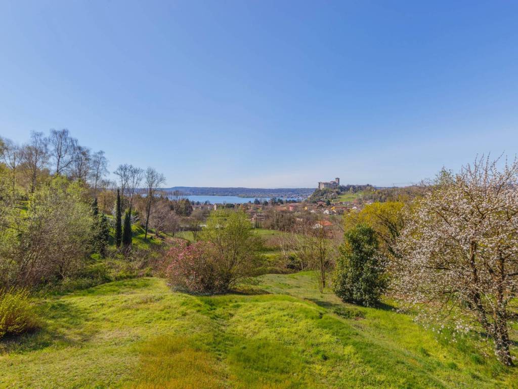 Villa a Angera in Via Castellana - Foto 5