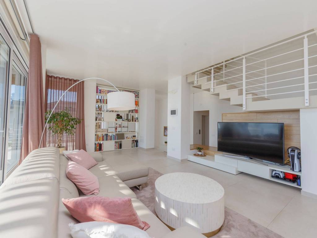 Villa a Verbania in Via delle Eriche - Foto 3