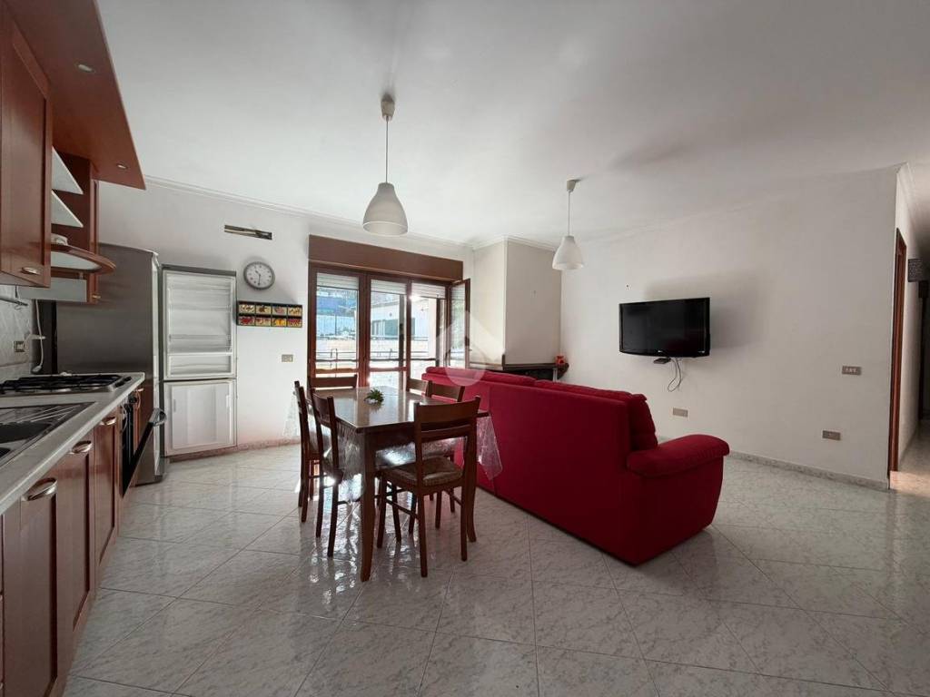 Appartamento a Gragnano in Via Giuseppe Raffaelli, 22 - Foto 3