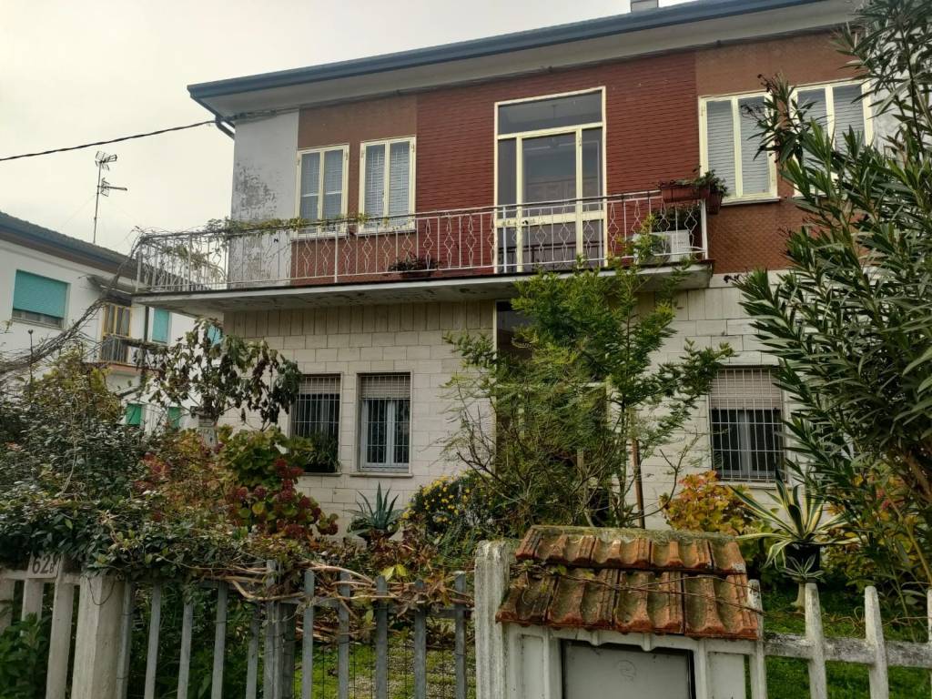 Appartamento a Ferrara in Viale Adriatico - Foto 2