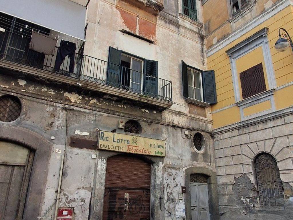 Appartamento a Torre annunziata in Piazza Cesare Battisti, 18 - Foto 2