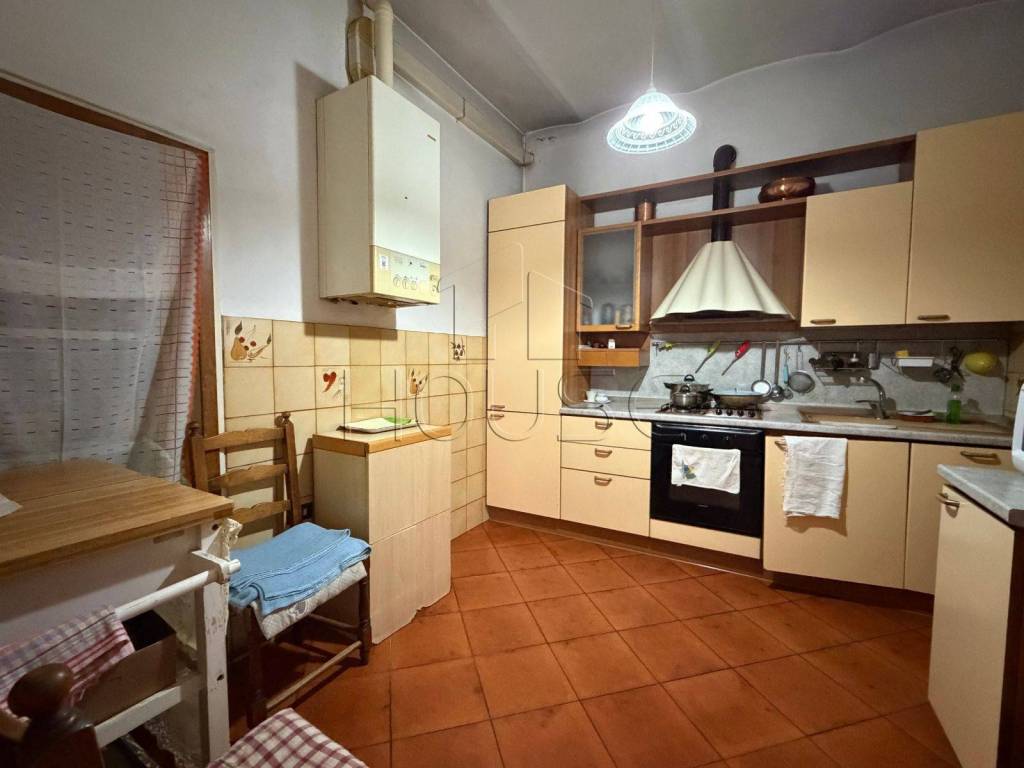 Appartamento a Città di castello in Viale Vittorio Veneto, Città di Castello, Perugia, Umbria, 06012, Italia - Foto 3