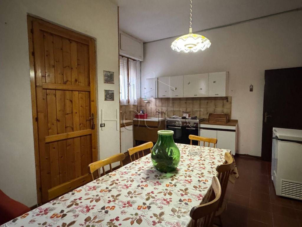 Appartamento a Città di castello in Via del Vaschi, Riosecco, Città di Castello, Perugia, Umbria, Italia - Foto 3