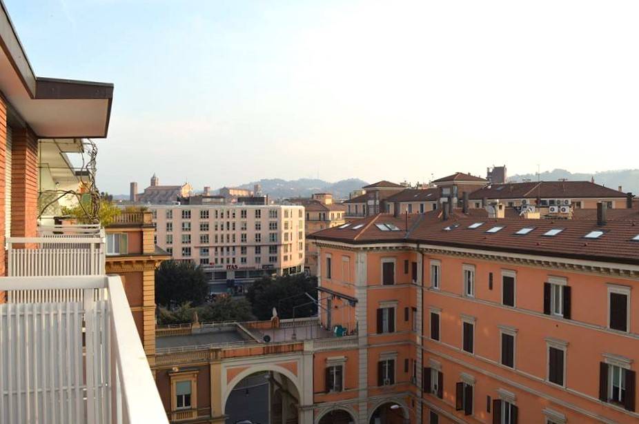 Appartamento a Bologna in Via Benedetto Cairoli - Foto 4