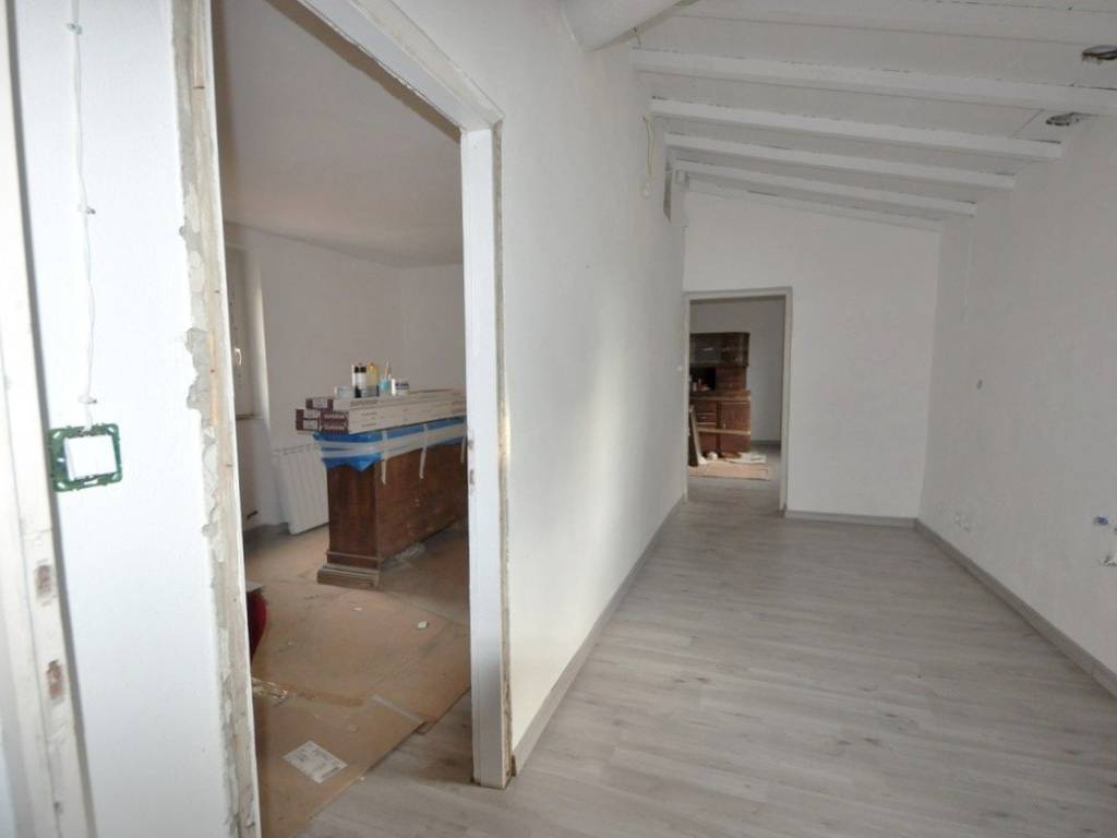 Appartamento a Terranuova bracciolini in Strada Comunale di Piandimaggio - Foto 2