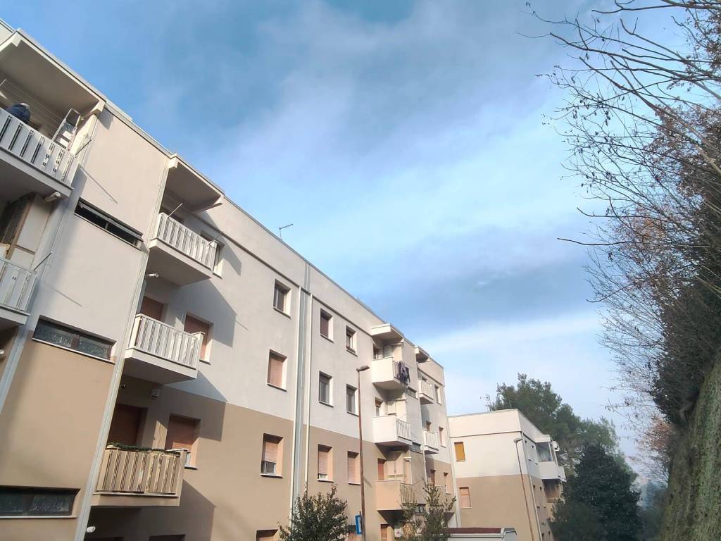 Appartamento a Benevento in Via Enrico Isernia - Foto 2