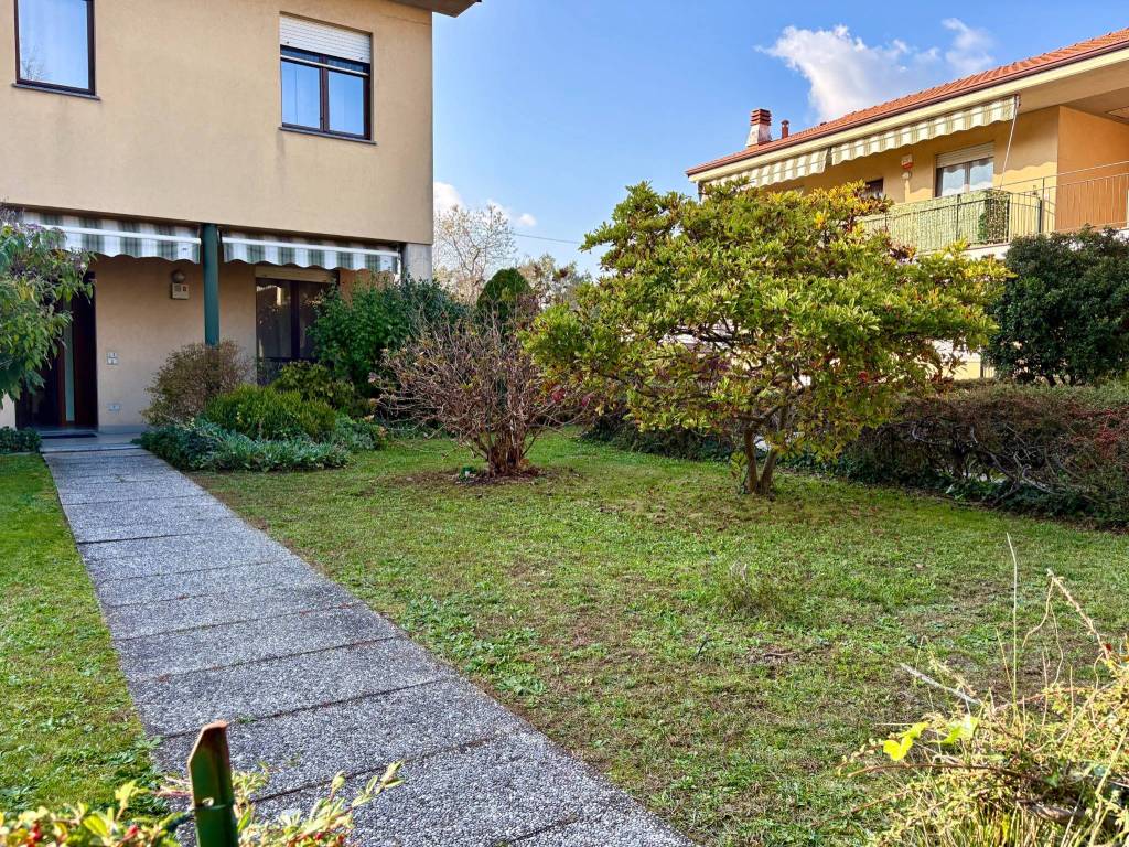 Villetta a schiera a Samarate - Foto 2