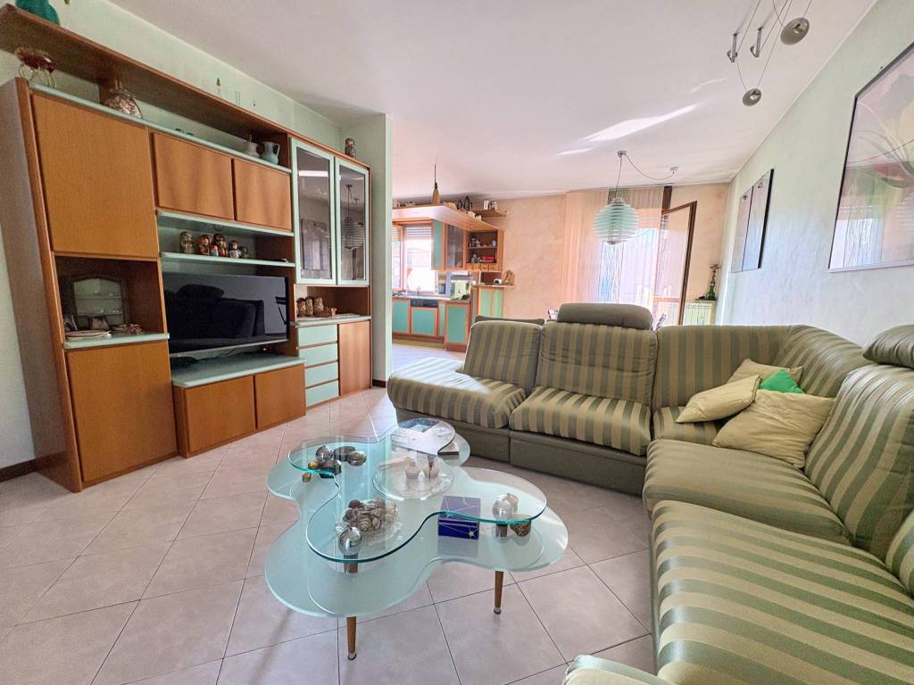 Villetta a schiera a Samarate - Foto 4