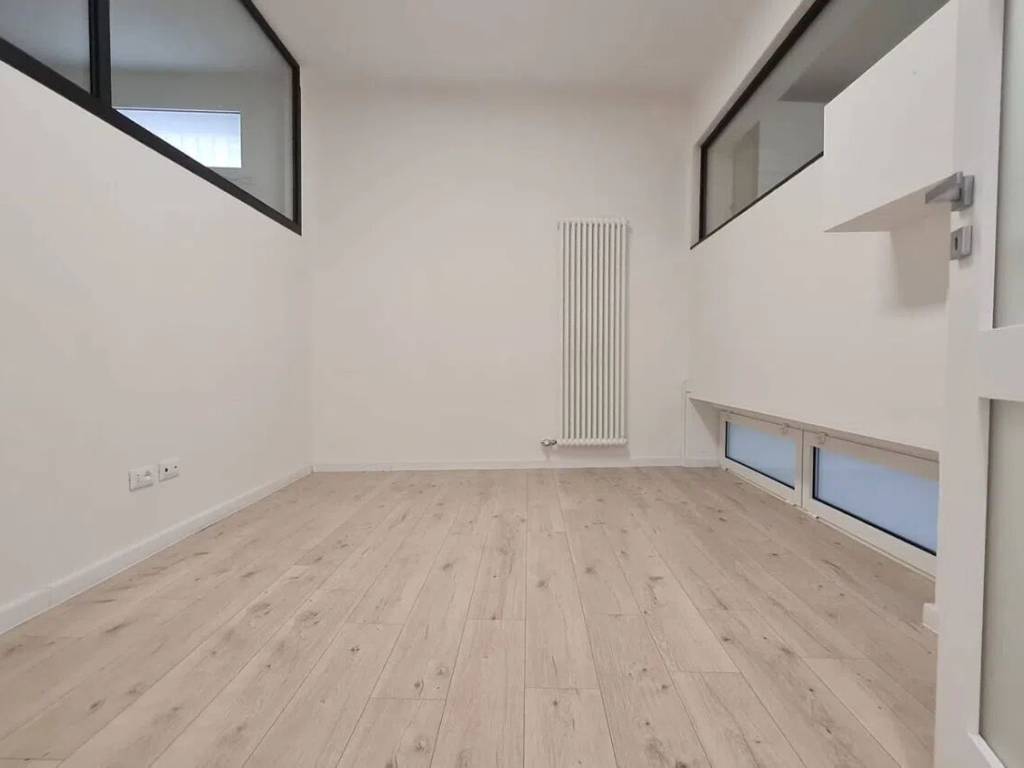 Immobile a Zero branco in Piazza Umberto I - Foto 4