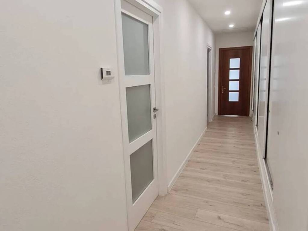 Immobile a Zero branco in Piazza Umberto I - Foto 5