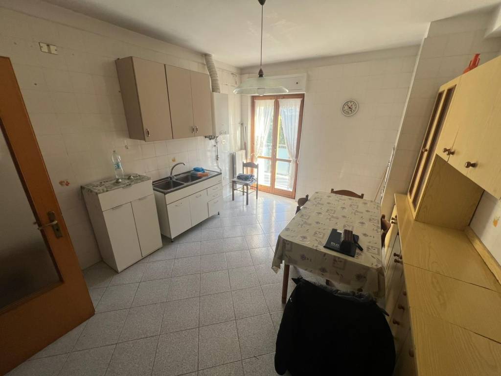 Appartamento a Bisceglie in Via Vecchia Corato, 107 - Foto 4