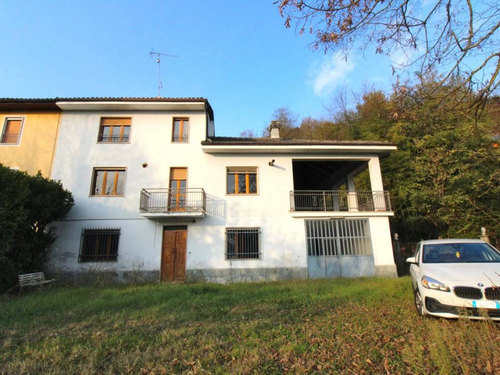 Casa indipendente a Incisa scapaccino in Incisa Scapaccino - Foto 2