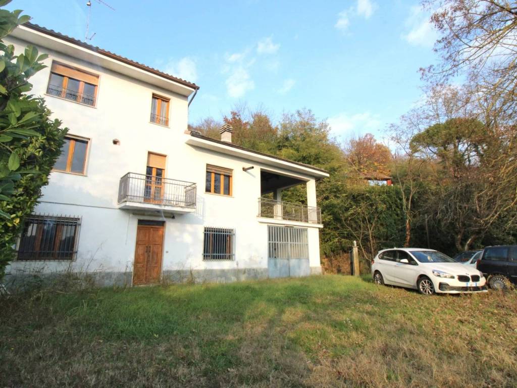 Casa indipendente a Incisa scapaccino in Incisa Scapaccino - Foto 3