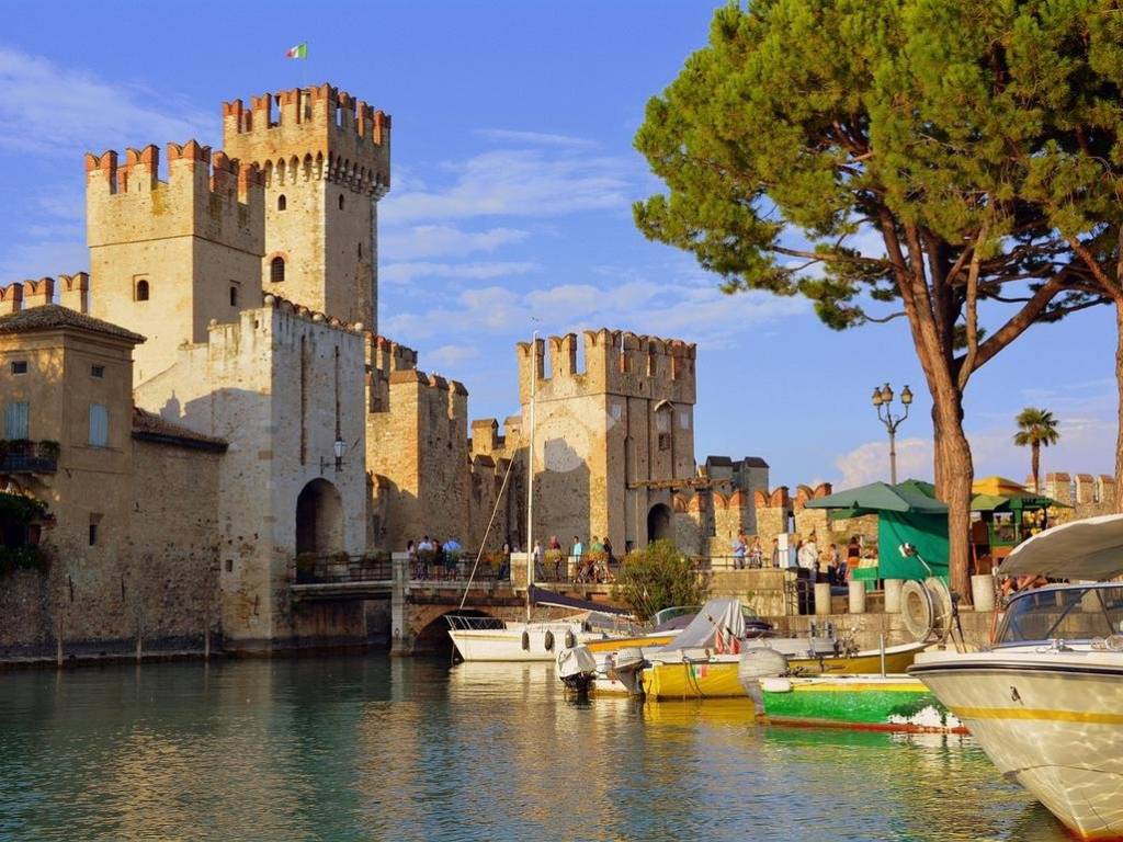 Box / garage a Sirmione in Via Divisione Acqui, 23 - Foto 4