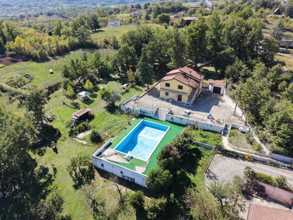 Villa a Montemarano in Contrada Ponteromito, 66 - Foto 2