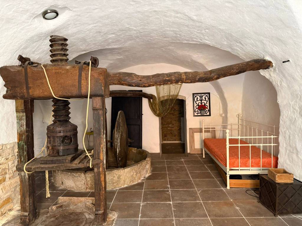 Casa indipendente a Imperia in Via Umberto I - Foto 2