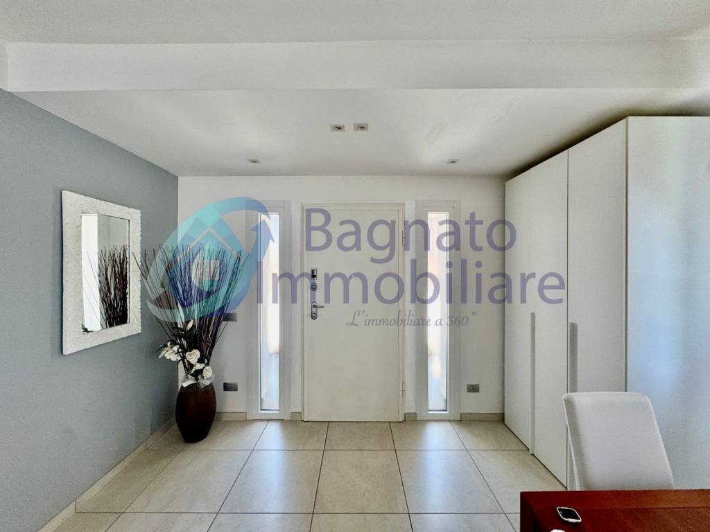 Villa a Novara in Via Ottorino Respighi, 5 - Foto 2