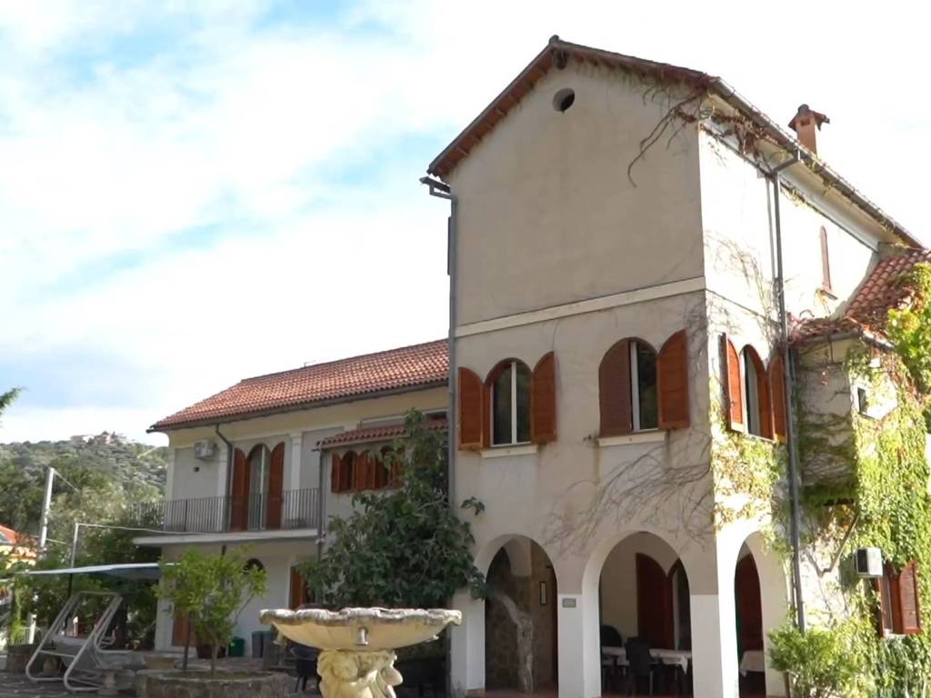 Villa a Agropoli in Via Alberto Moravia - Foto 4