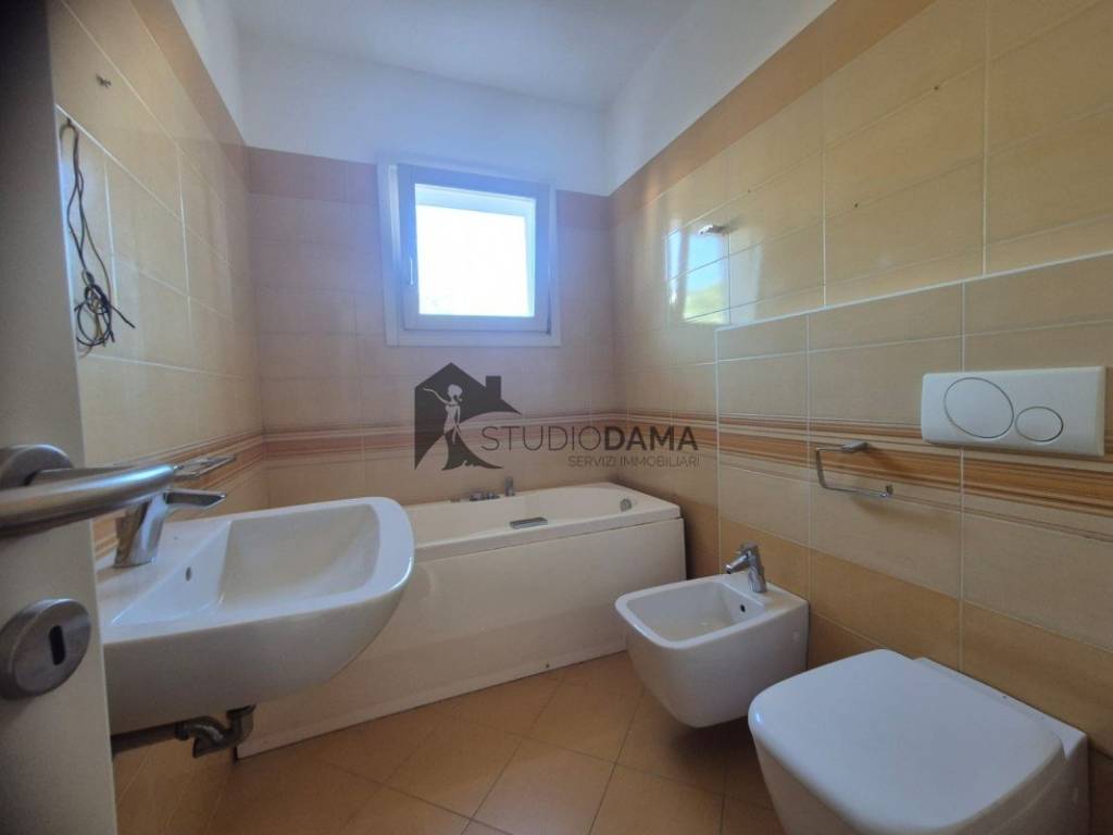 Appartamento a Padenghe sul garda in Rodella - Foto 4