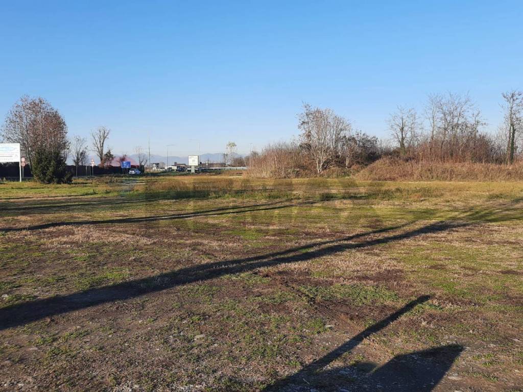 Terreno a Romano di lombardia in Strada Soncinese - Foto 2