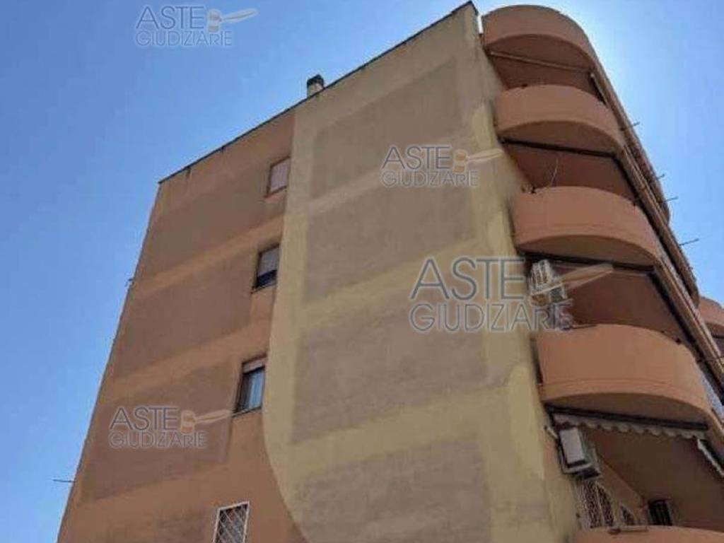 Appartamento a Guidonia montecelio in Via Fabio Massimo, 62 - Foto 4