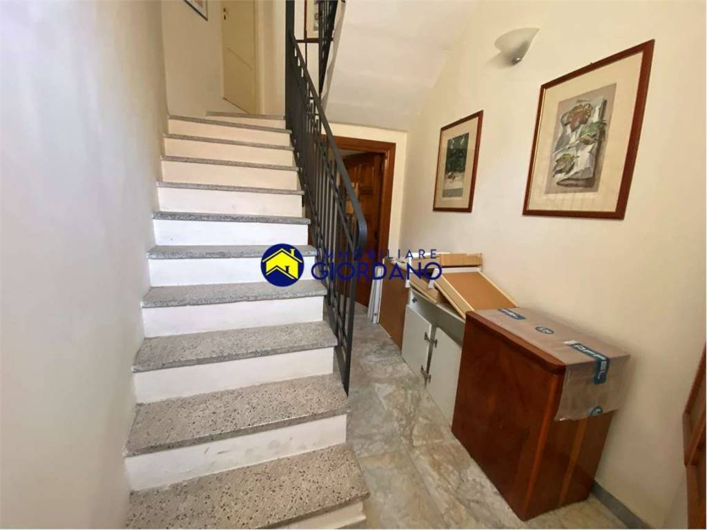 Casa indipendente a Squinzano in via Botteghe Nuove, 4 - Foto 3