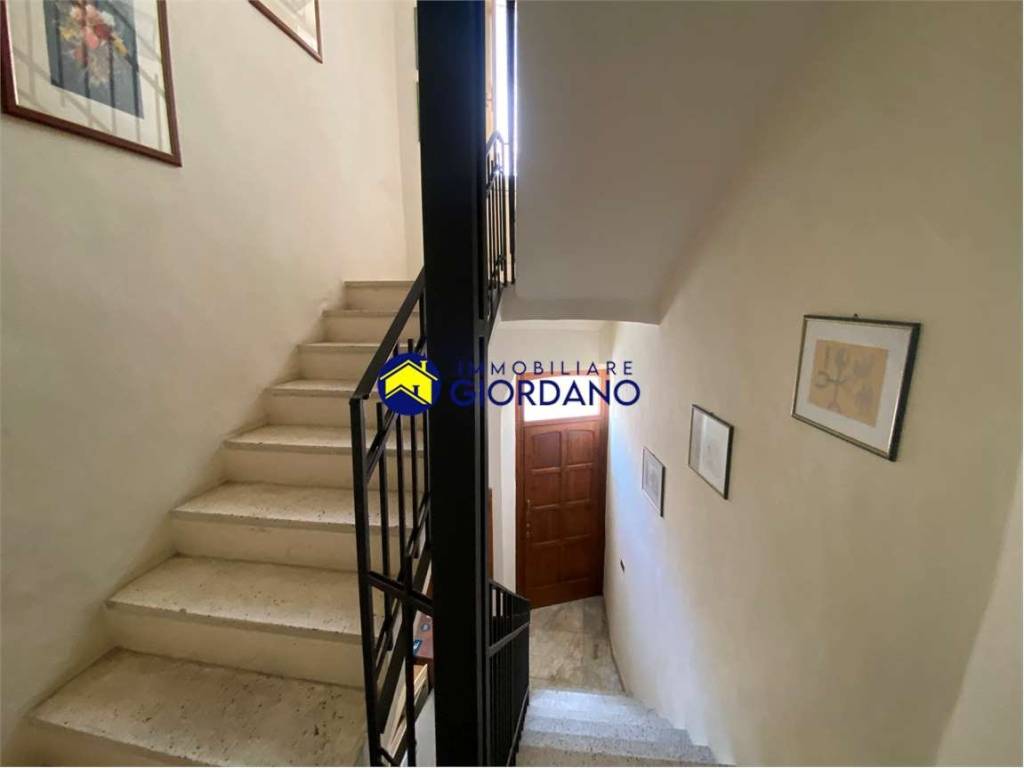 Casa indipendente a Squinzano in via Botteghe Nuove, 4 - Foto 4