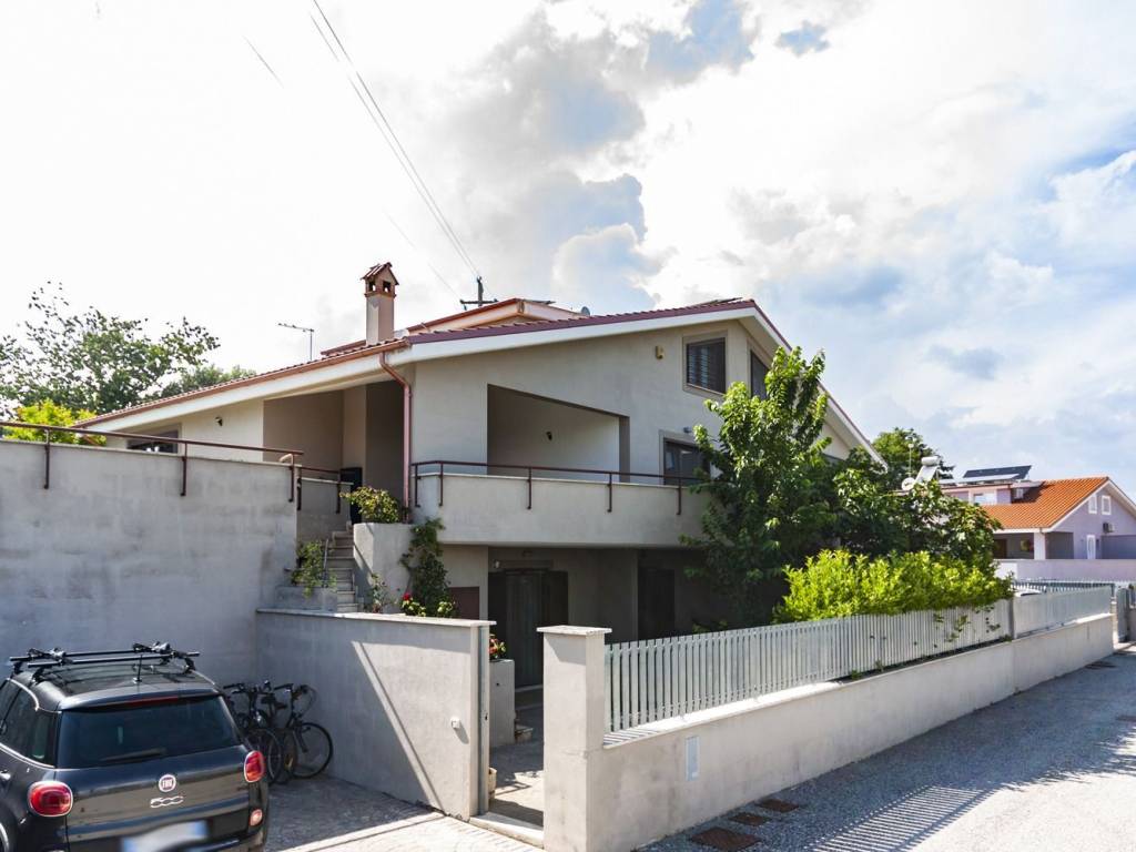 Villa a Riano in Via Monte Marino - Foto 5