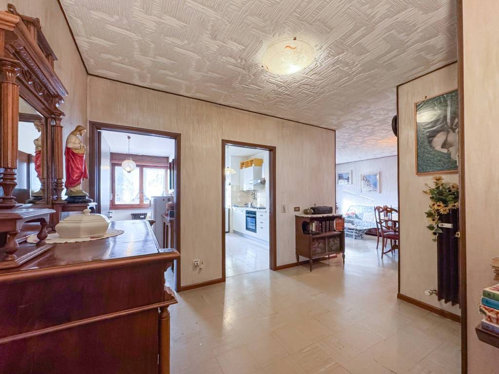 Appartamento a Malè in Via Merano, 4 - Foto 4