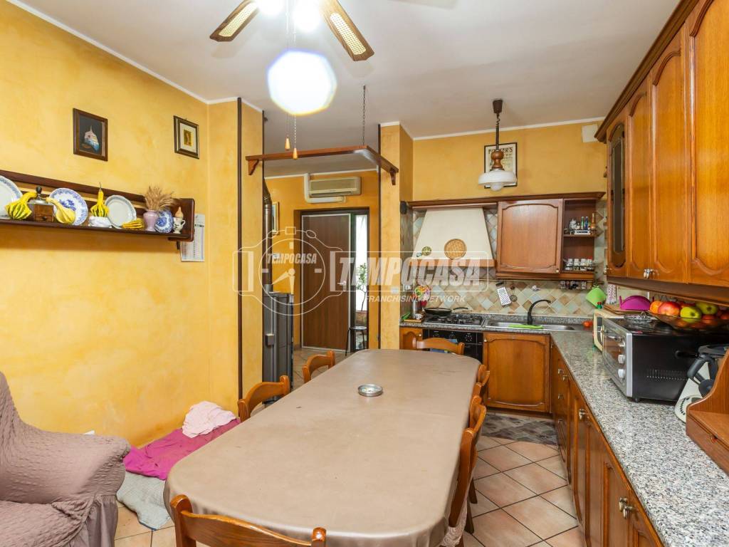 Casa indipendente a Cellarengo in Via Luigi Einaudi 13 - Foto 4