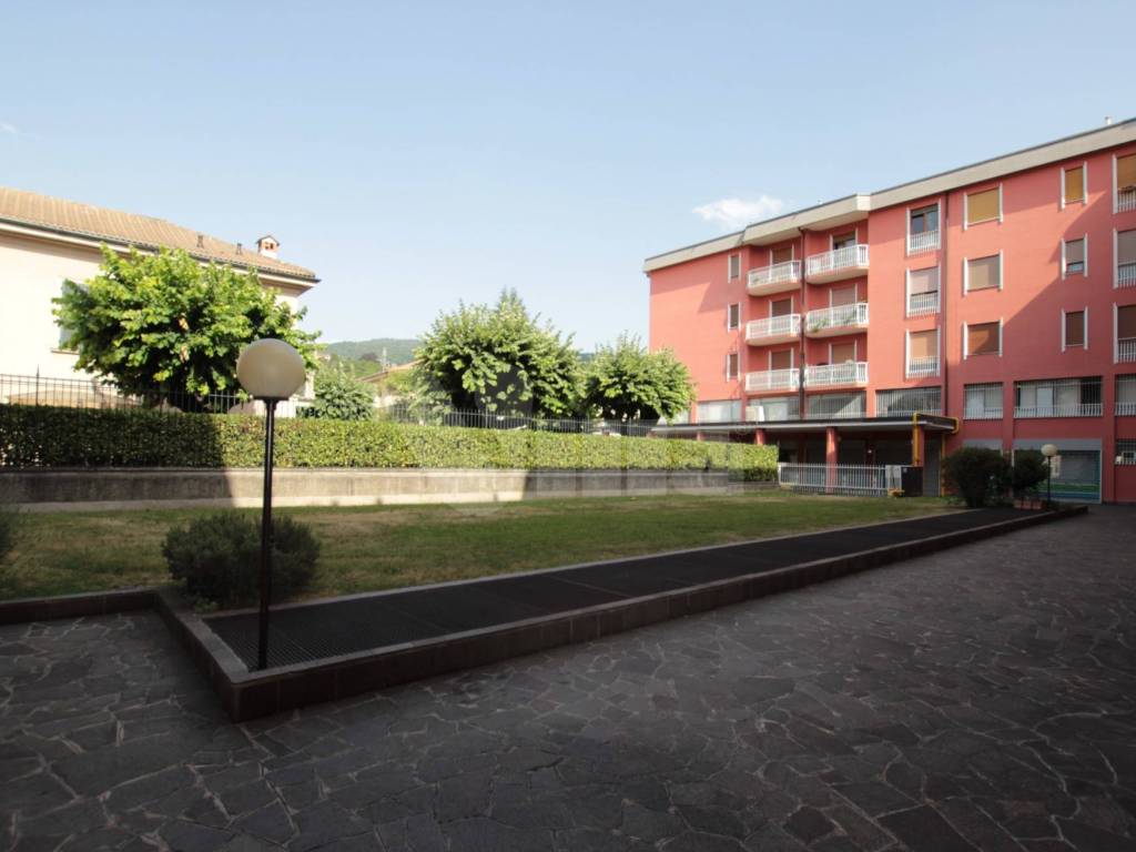 Appartamento a Oggiono in Via Lazzaretto, 26 - Foto 3